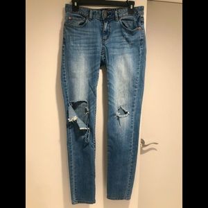 Joe Fresh Ultra Slim Distressed Blue wash Denim Size 26 (2)